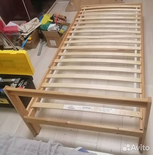 Кровать односпальная 90х200 IKEA