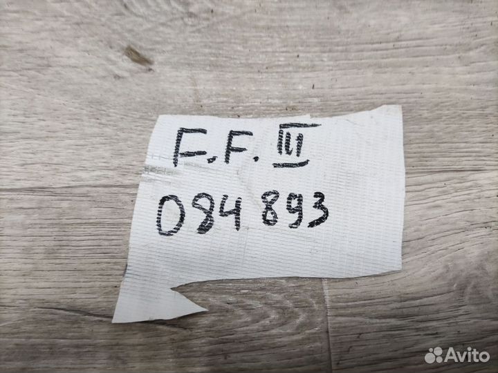 Focus 3 Моторчик стеклоочистителя передний Ford F