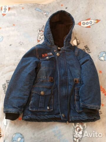 Куртка на мальчика 4-5 лет