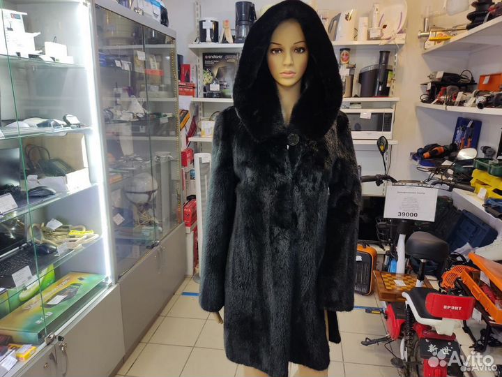 Шуба норковая 40-42р с капюшоном