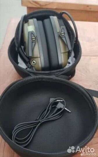 Активные наушники Howard Leight Impact Sport+чехол