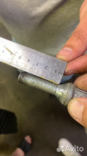 Продам болты bmw