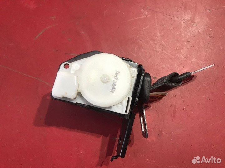 Ремень безопасности задний Mazda 6 GG L3C1 2004