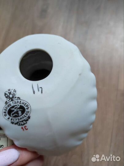 Курочка с золотым яичком,керамика