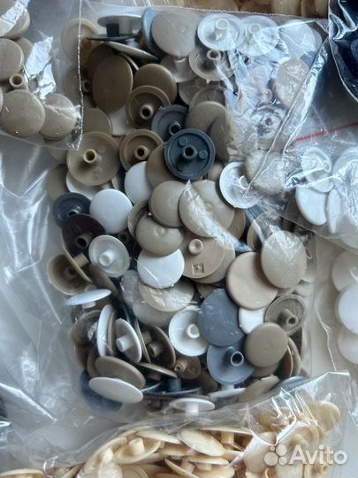 Заглушки мебельные