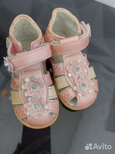Сандалии для девочки 21 размера