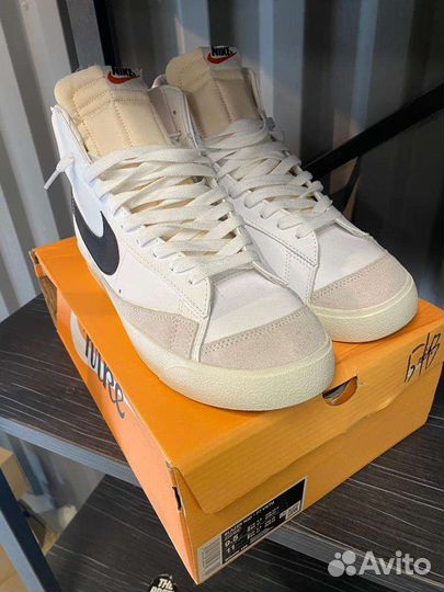 Кроссовки Nike