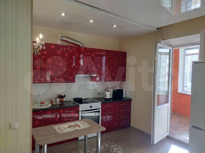 2-к. квартира, 70 м², 2/9 эт.