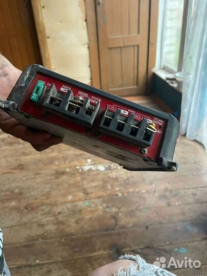 Продам усилитель