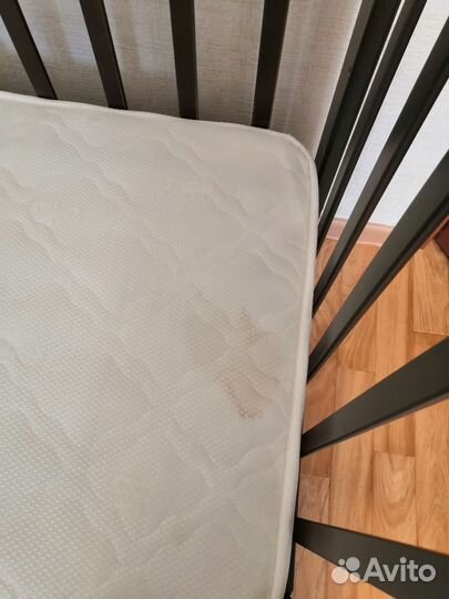 Кровать детская с маятником и ящиком