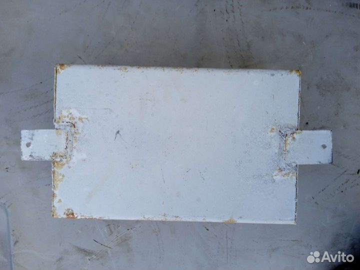 Ящик металлический