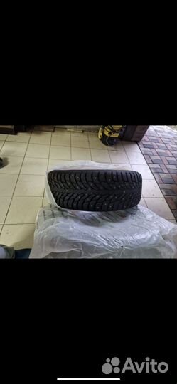 R18 Nokian Tyres Hakkapeliitta 9 SUV 265/60, PCD 0x98 DIA 38