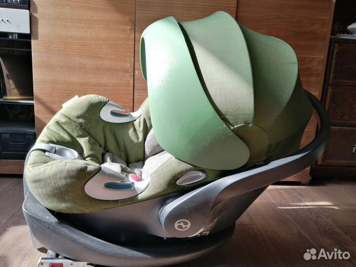 Детское автокресло от 0 Cybex Aton Q Plus
