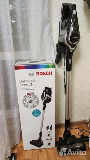 Пылесос Bosch BBS811PCK новый с чеком