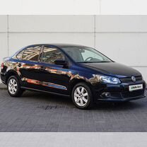 Volkswagen Polo 1.6 AT, 2013, 232 577 км, с пробегом, цена 920 000 руб.