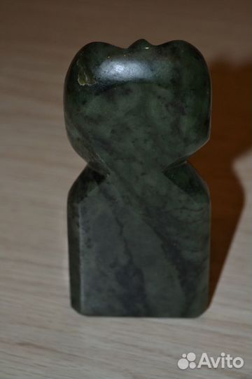 Камень нефрит Бурхан