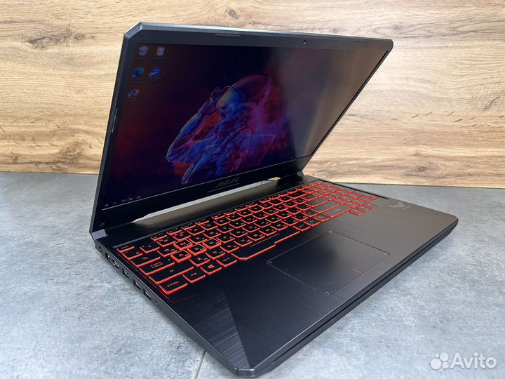 Asus TUF ryzen 5 3550H/RX560X 4gb/SSD 512 gb