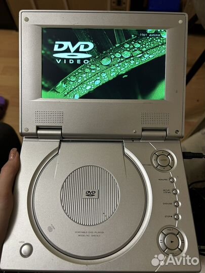 Портативный видеопроигрыватель