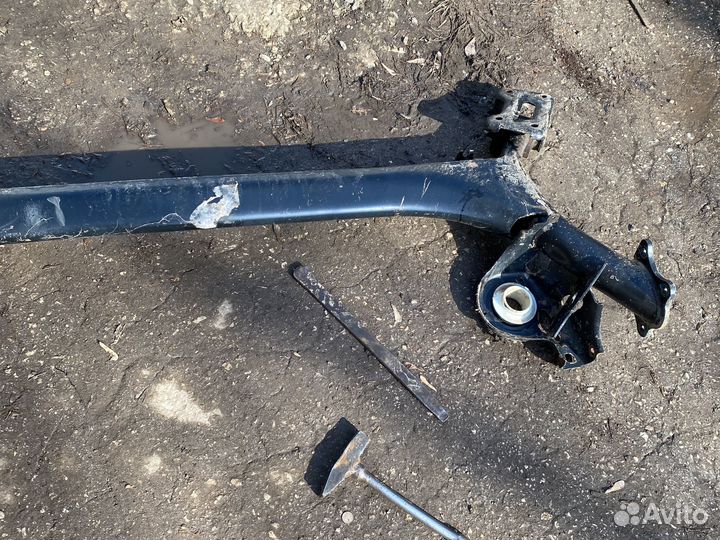 Peugeot 408 задняя балка