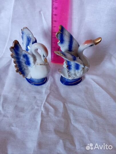 Статуэтка лебедь