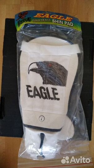 Щитки футбольные