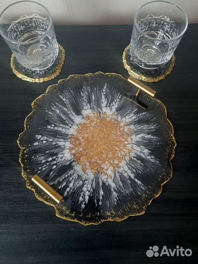 Поднос и подстаканники ручной работы