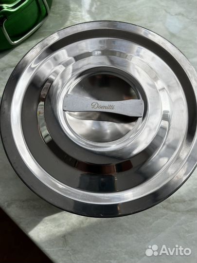 Набор мисок с крышками