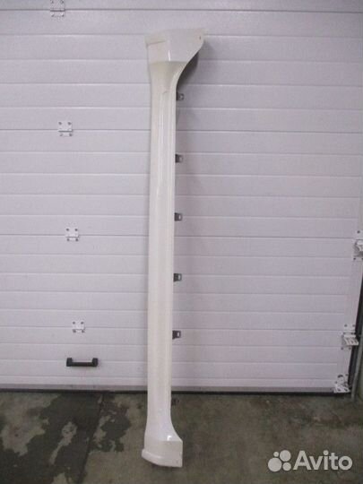 Накладка на порог наружная левая Jeep Grand Cherok