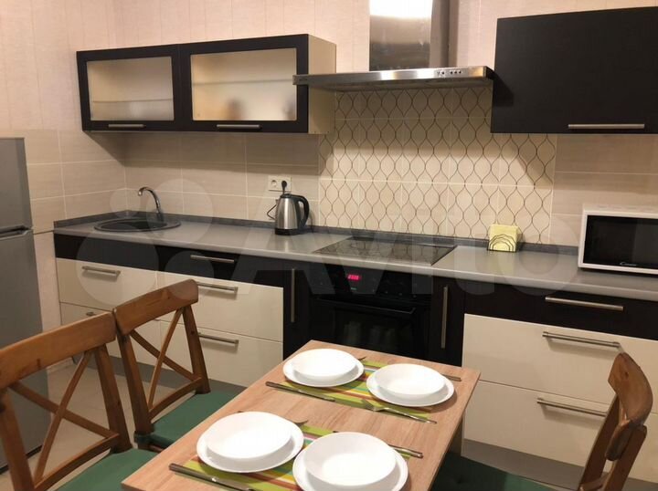 2-к. квартира, 67 м², 2/18 эт.