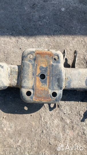 Задняя балка на Форд Транзит