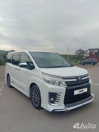 Toyota Voxy 2.0 CVT, 2016, 77 000 км