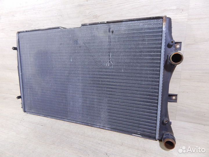 Радиатор основной Skoda Octavia A5