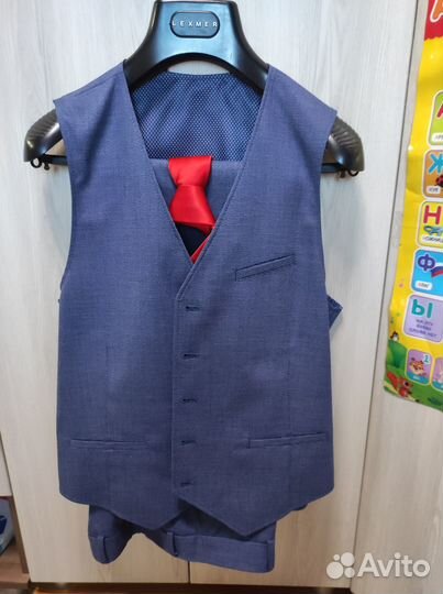 Костюм мужской