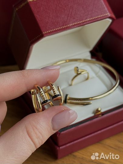 Серьги Cartier гвоздь Желтое Золото 585