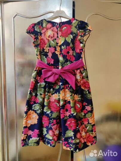 Платье нарядное 134-140