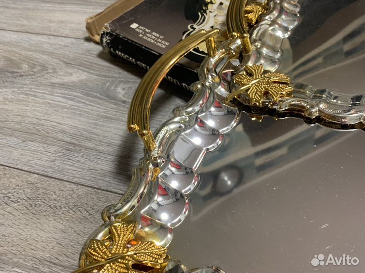 Винтажный сервировочный поднос