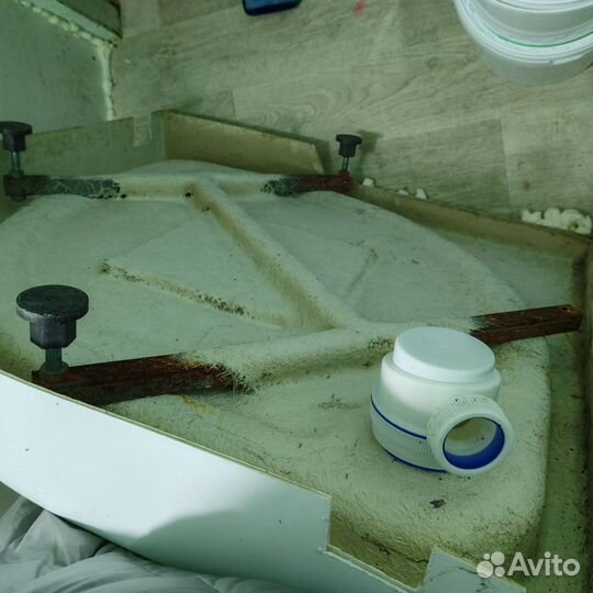 Душевой поддон 90х90 бу