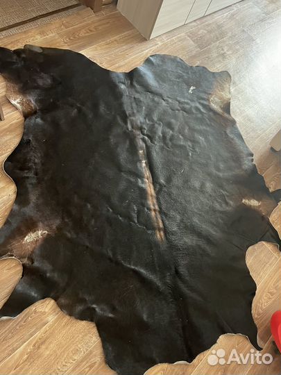 Ковер из шкуры коровы