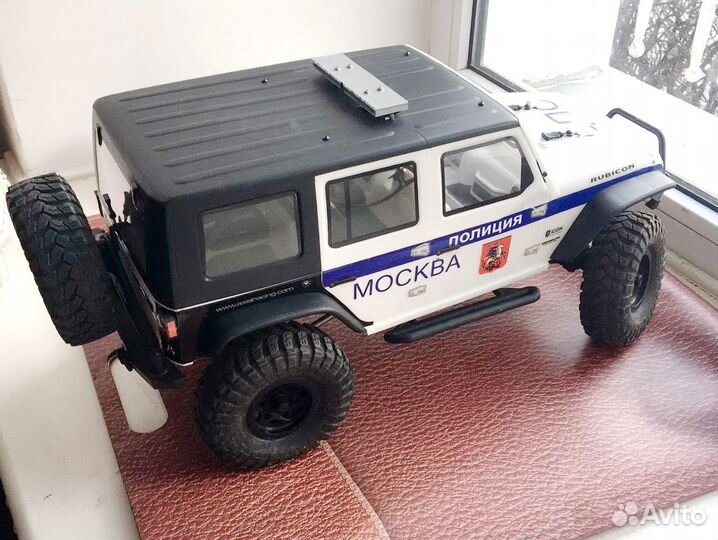 Р/управляемая модель Wrangler Rubicon Axial SCX-10