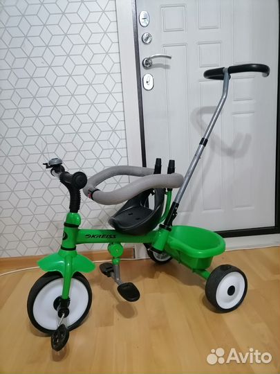 Велосипед с родительской ручкой