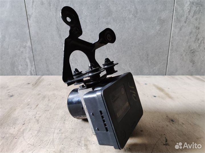 Блок ABS Vw Golf 5