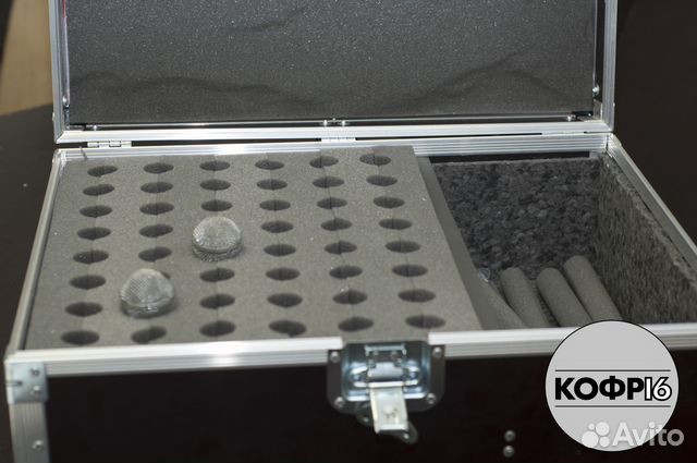 Ящик для микрофонов