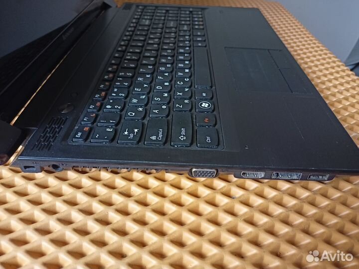 Lenovo i3 2330m/4gb ddr3/Intel HD 1gb/SD+HDD