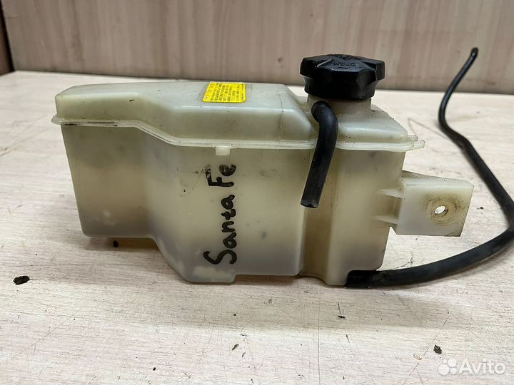 Расширительный бачок Hyundai Santa Fe 1
