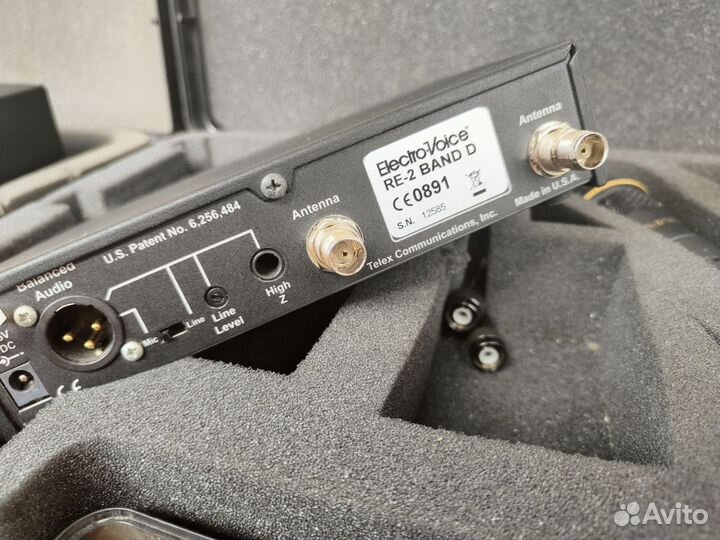 Радио микрофон Electro-voice RE-2