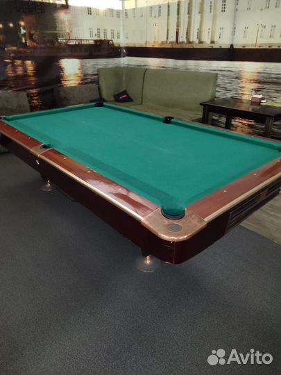 Бильярдный стол для пула