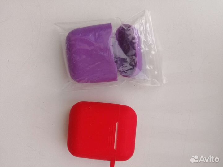 Чехлы на iPhone 13, AirPods 1/2, AirPods Pro