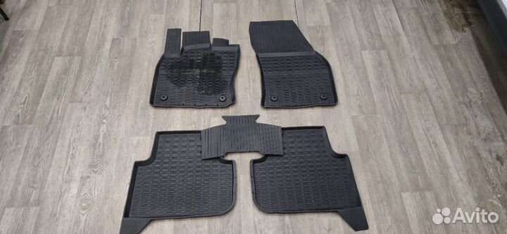 Коврики Tiguan 2