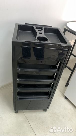 Тележка парикмахерская