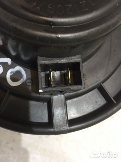 Моторчик отопителя (Lifan X60)